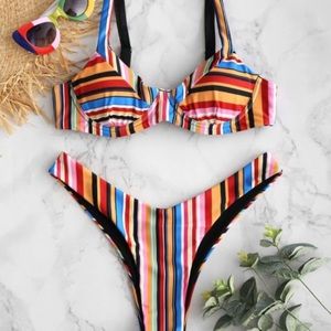 Underwire high leg stripe bikini